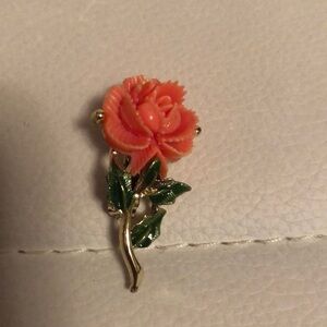 Elegant Floral Brooch in Orange and Green